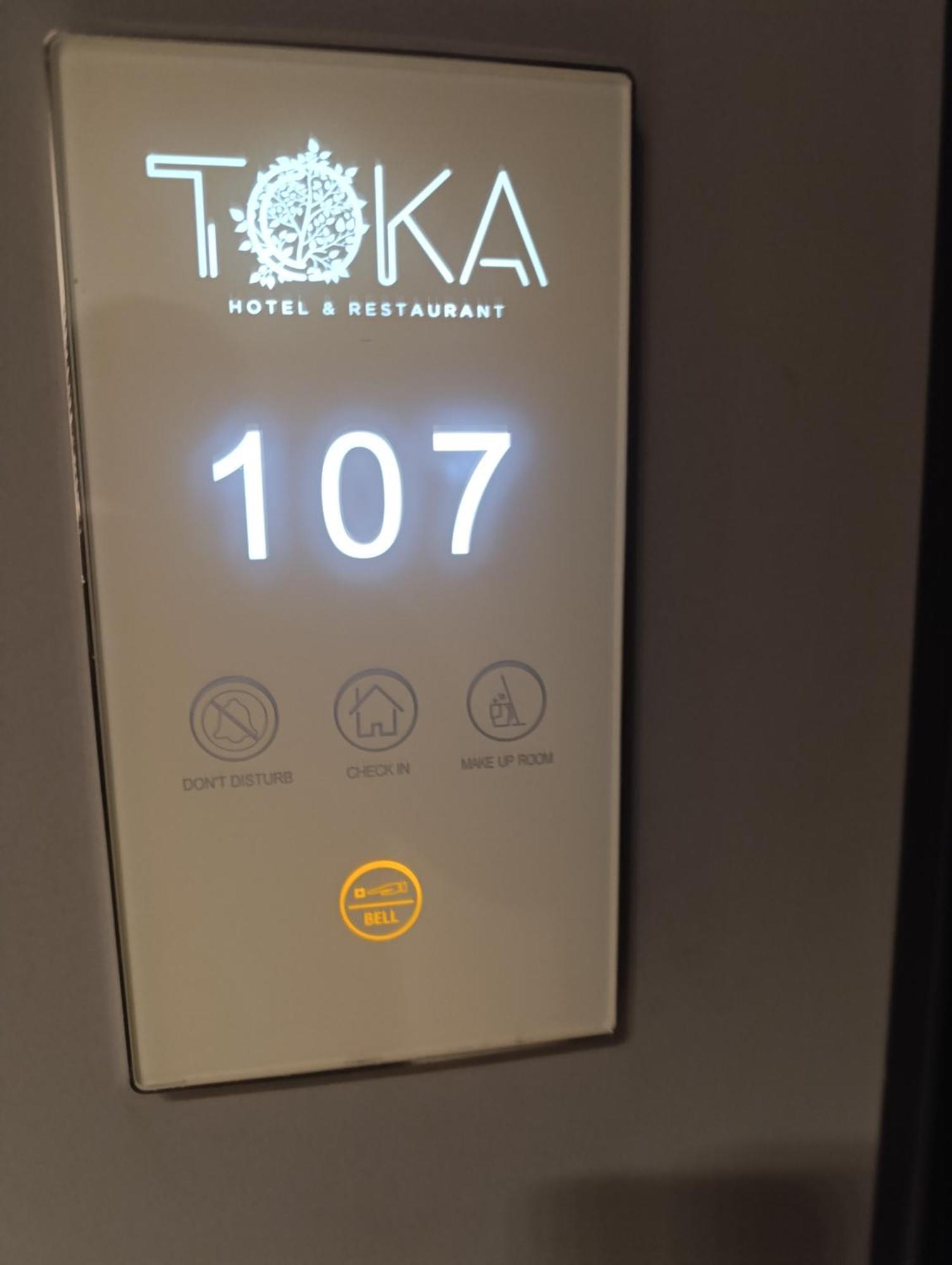 Toka Hotel Restaurant Udenisht Exterior foto